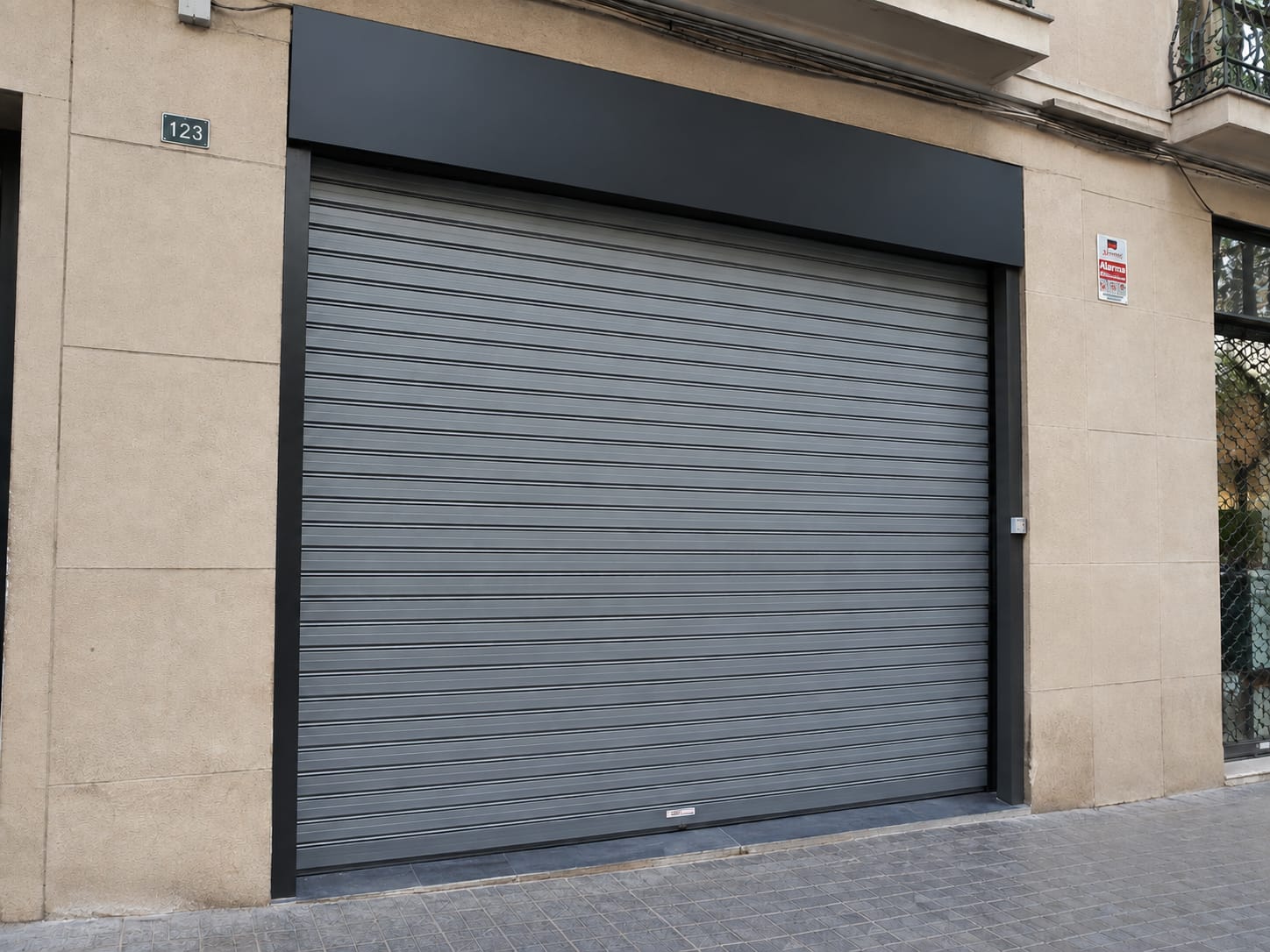 Persiana d'un local comercial
